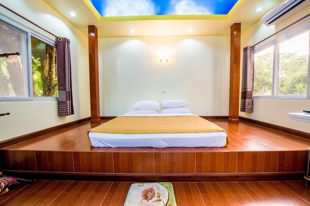 Poomvarin Resort Ban Wang Takhrai Екстериор снимка